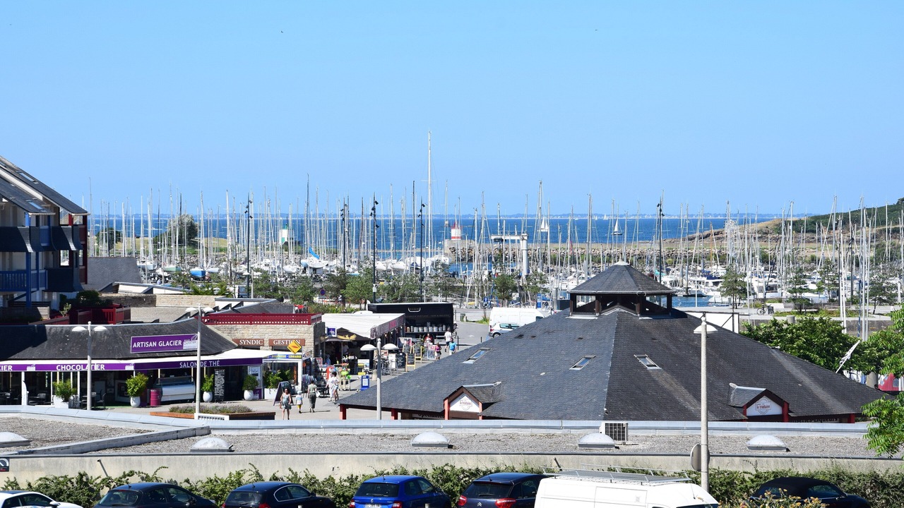 Photo of Others in Arzon