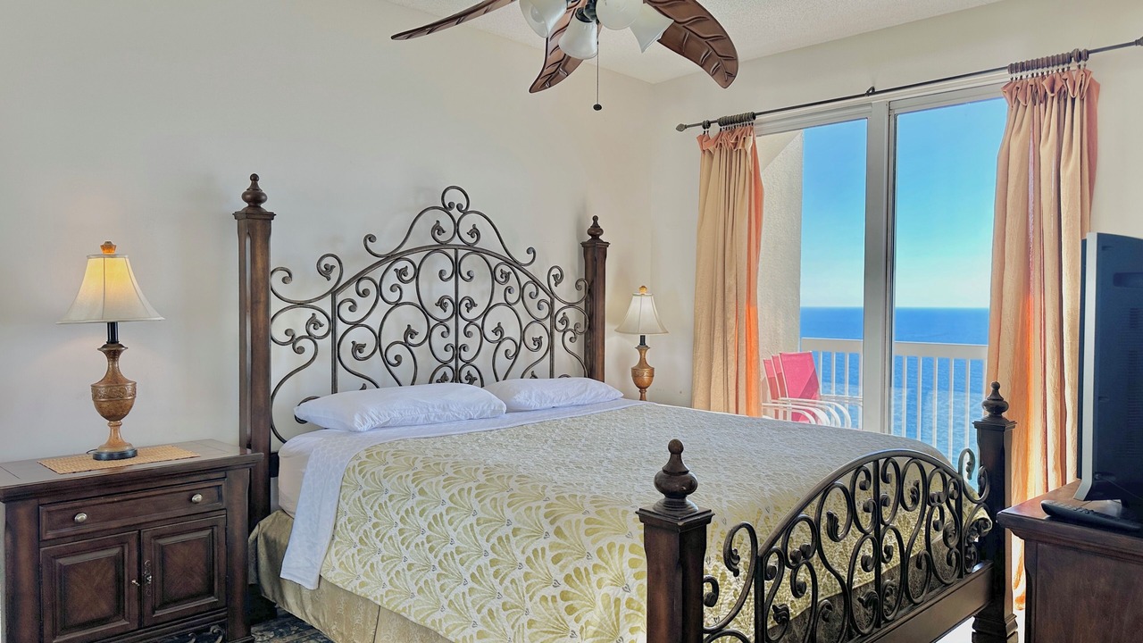 Photo of Patio Balcony in Lower Grand Lagoon