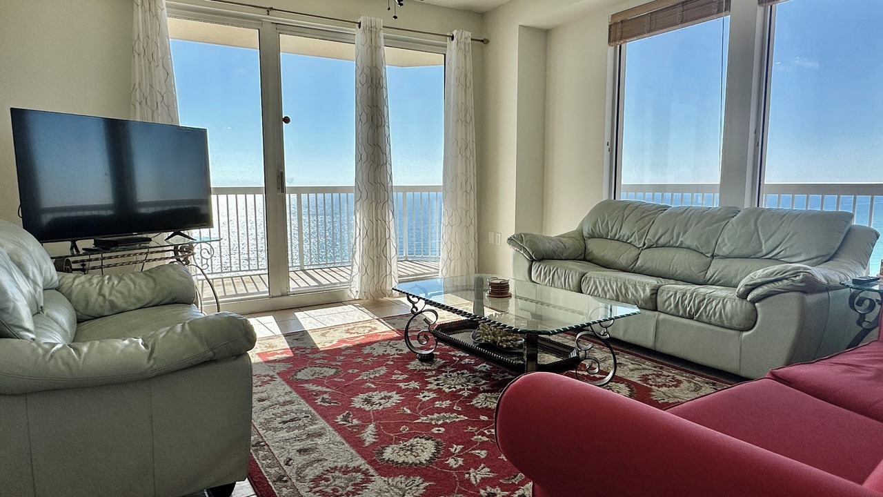 Photo of Patio Balcony in Lower Grand Lagoon