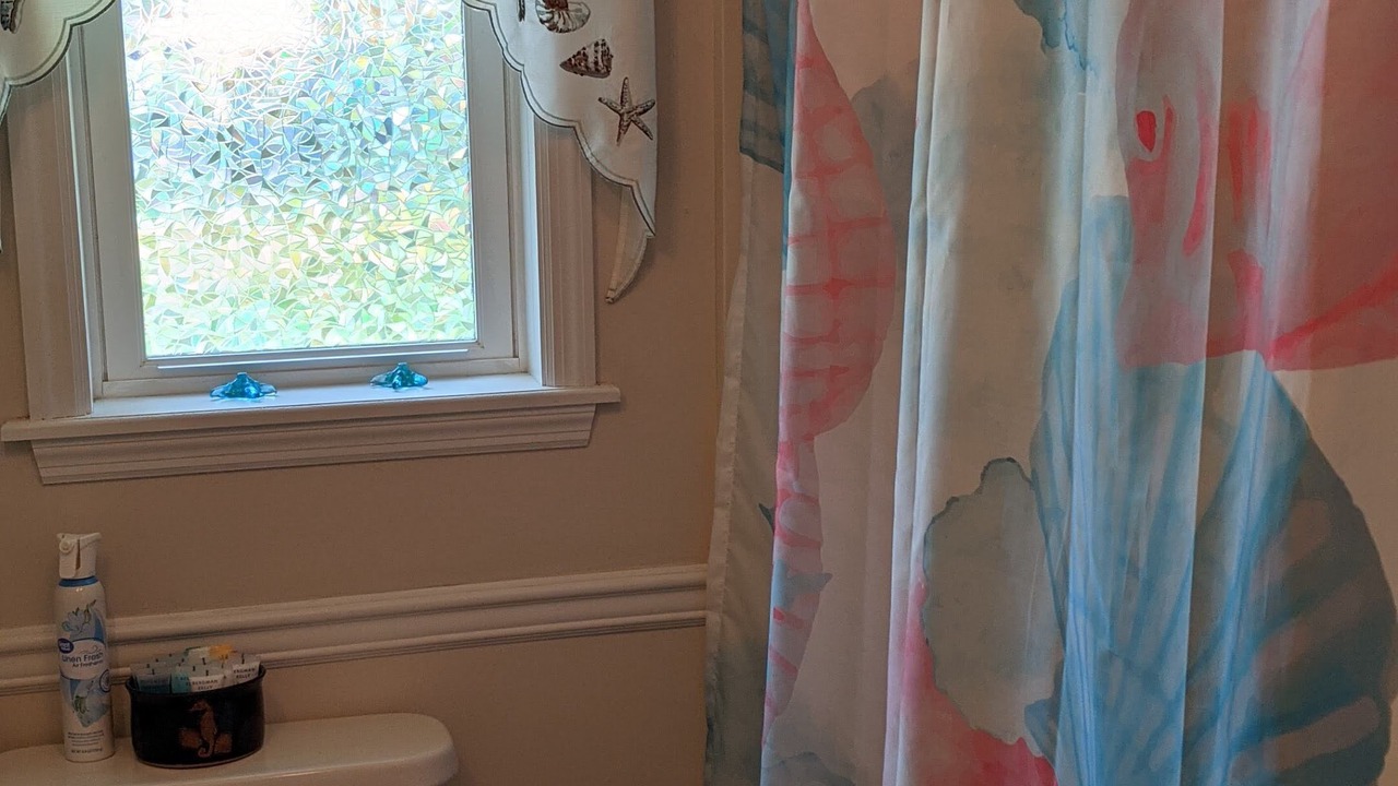 Photo of Bathroom in Grimstead