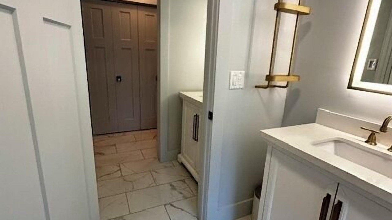 Photo of Bathroom in Cazenovia