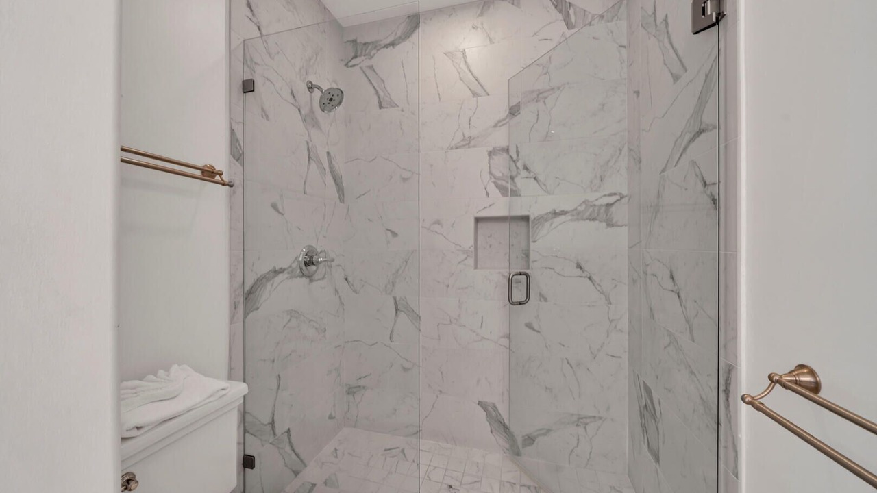 Photo of Bathroom in Dune Allen Beach