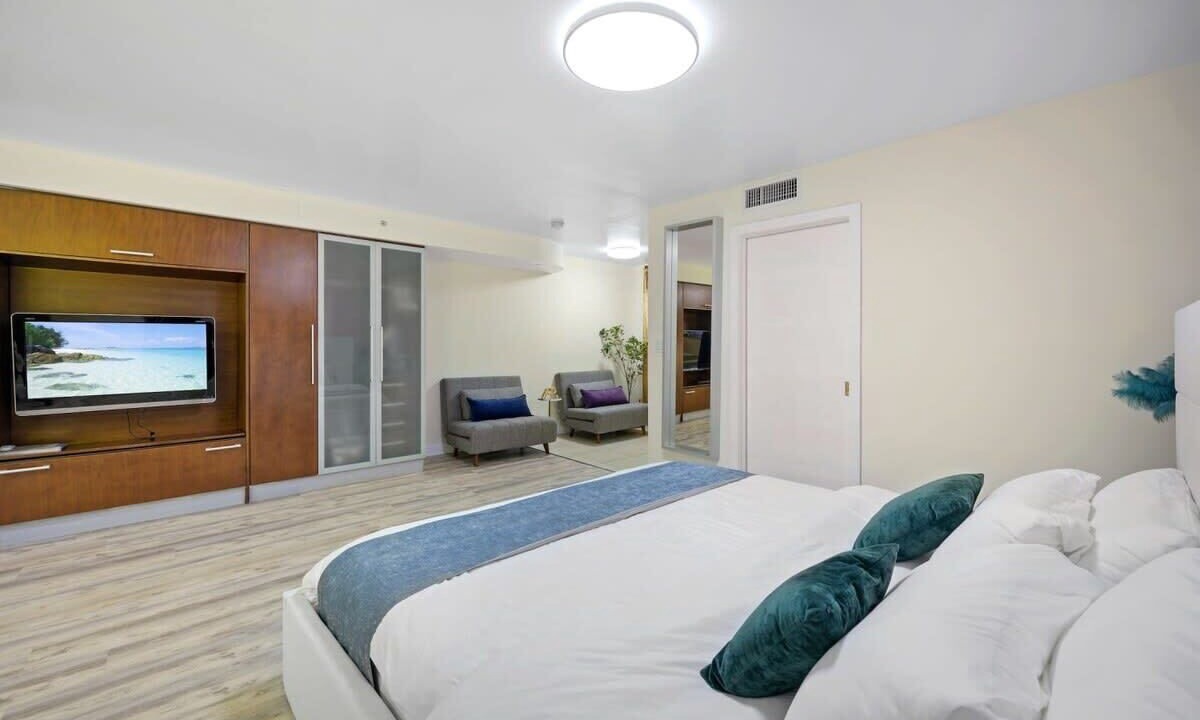 Photo of Bedroom in South Beach