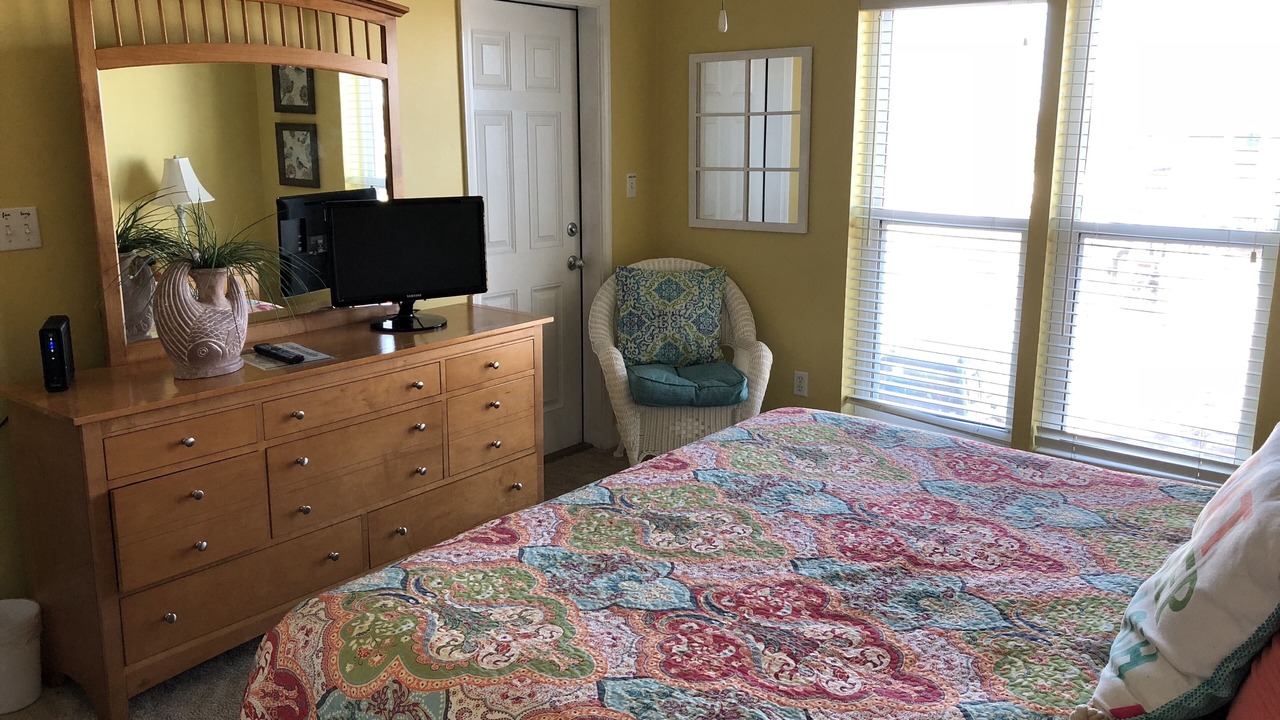 Photo of Bedroom in Navarre Beach