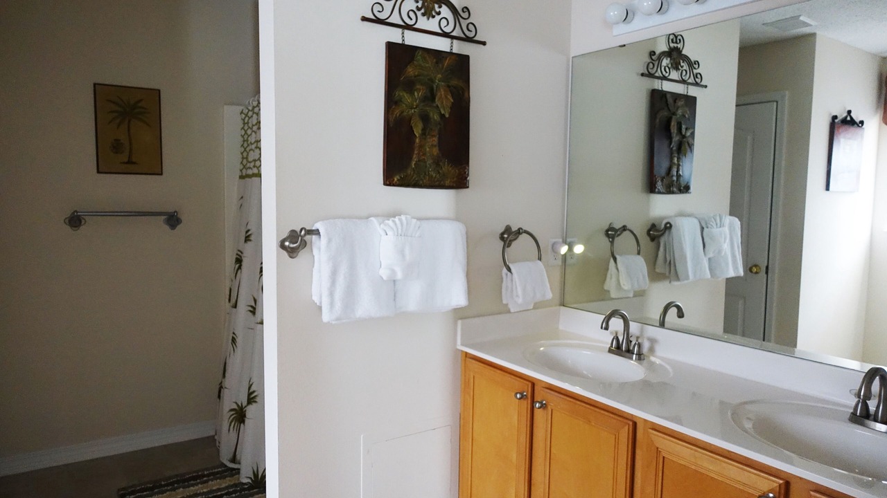 Photo of Bathroom in Fort Walton Beach - Destin