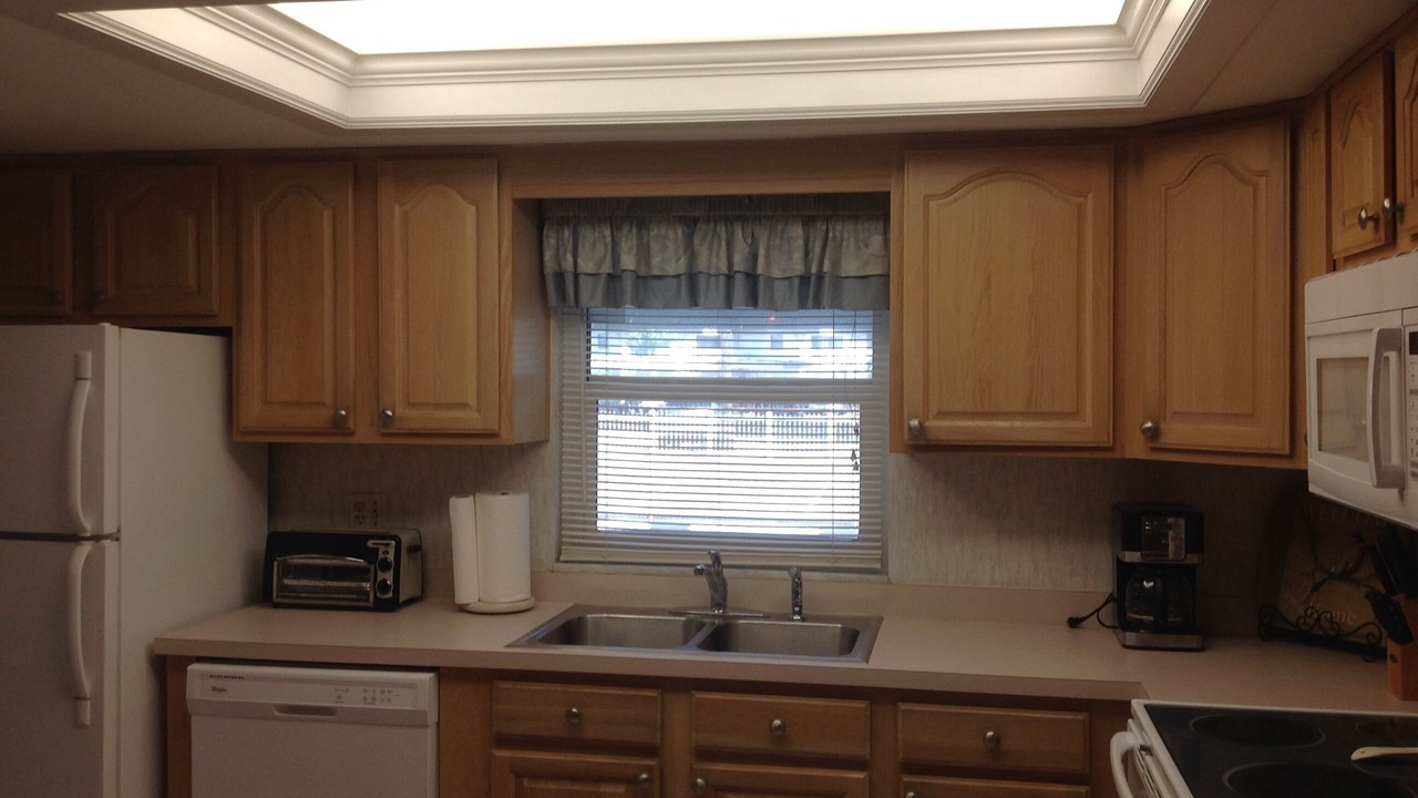 Photo of Kitchen in Avon By The Sea