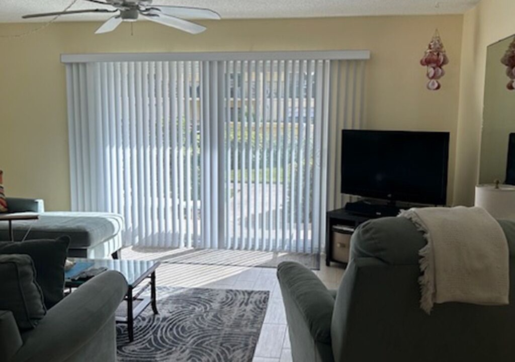 Photo of Livingroom in Avon By The Sea
