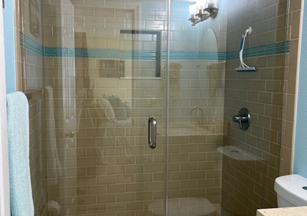 Photo of Bathroom in Avon By The Sea
