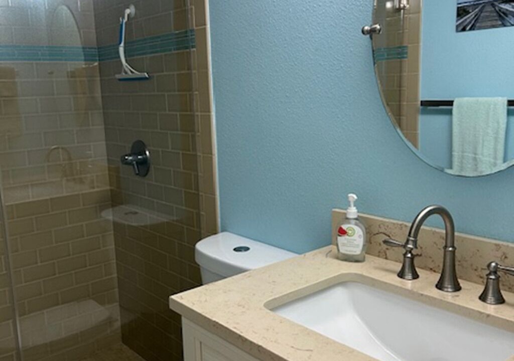 Photo of Bathroom in Avon By The Sea