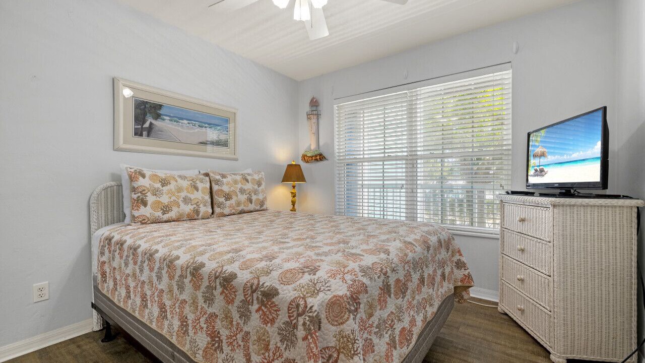Photo of Bedroom in Cedar Key