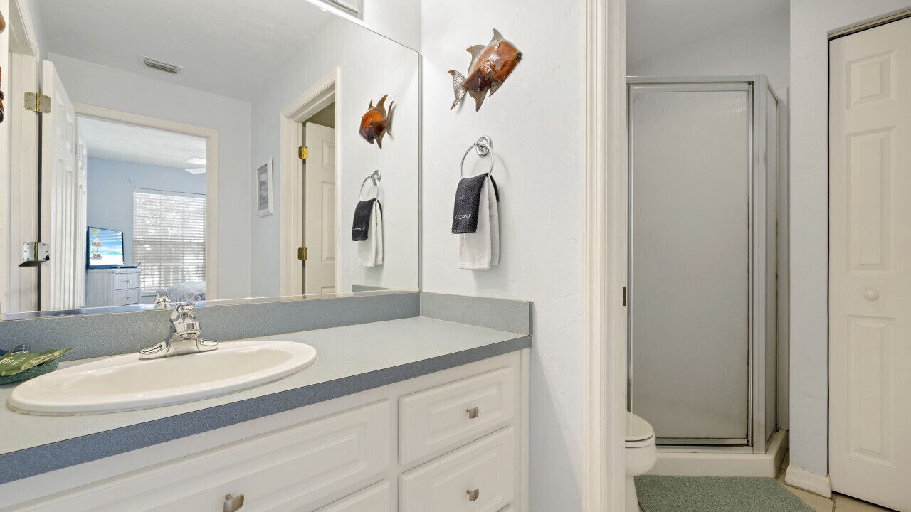 Photo of Bathroom in Cedar Key