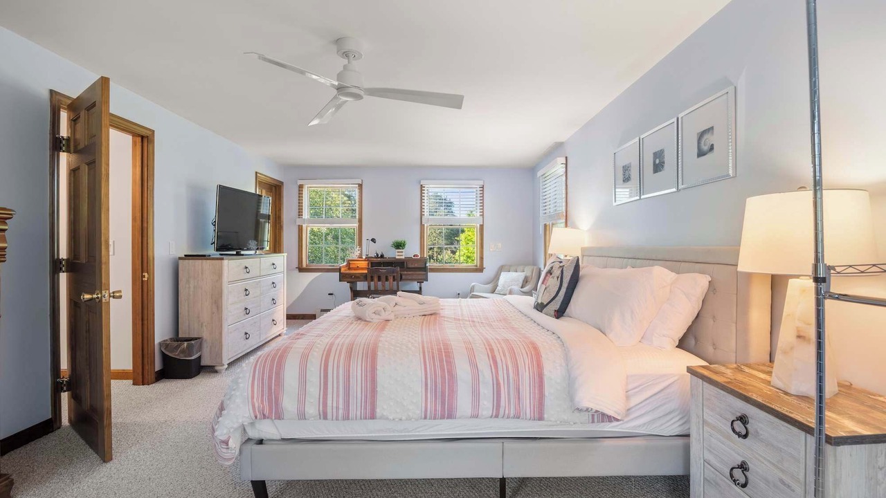Photo of Bedroom in North Eastham