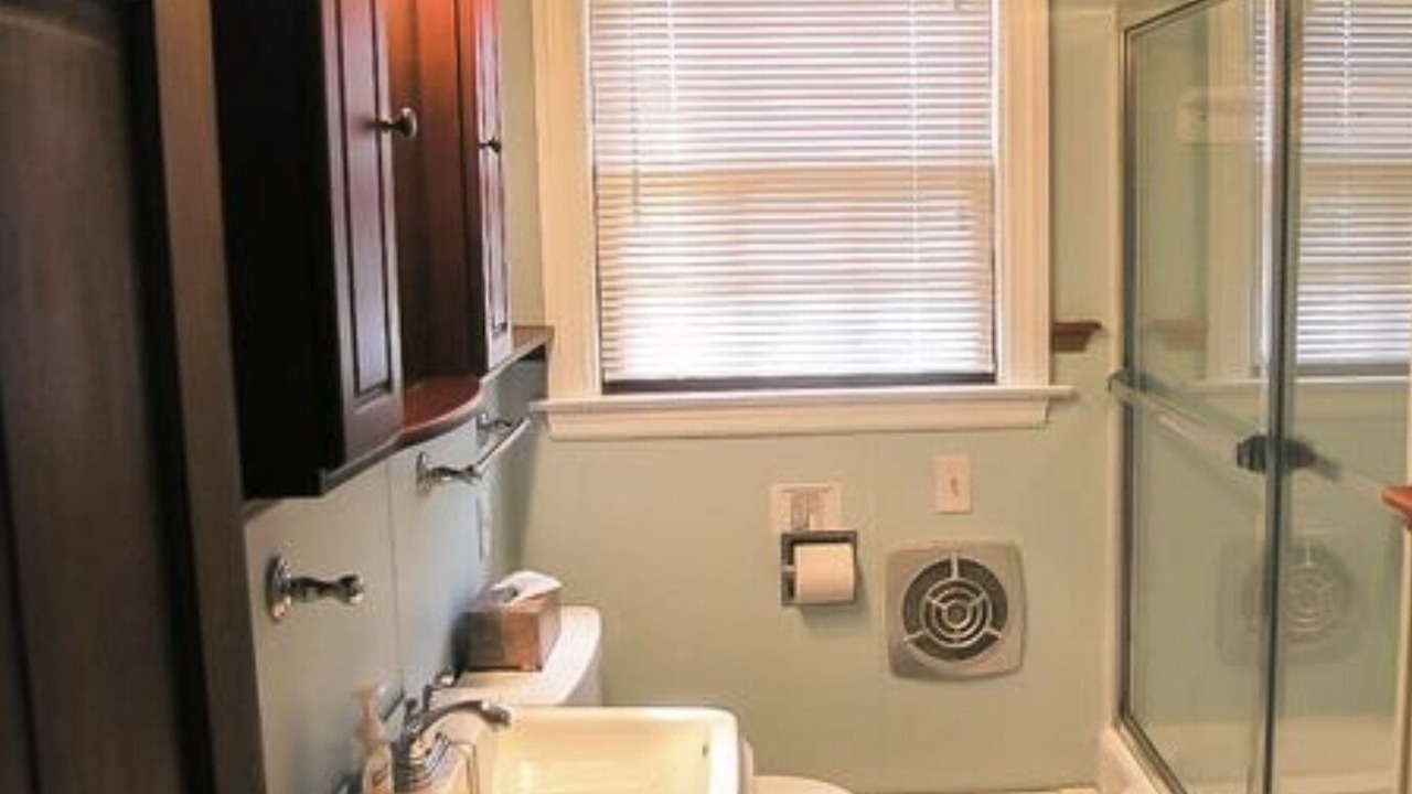 Photo of Bathroom in Chatham