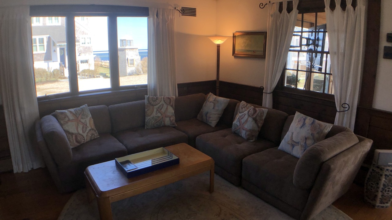 Photo of Livingroom in Chatham