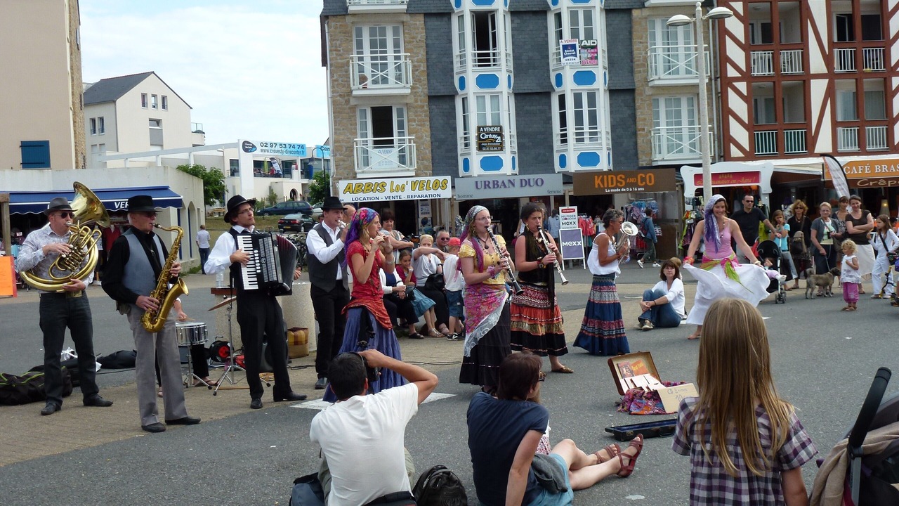 Photo of Others in Arzon