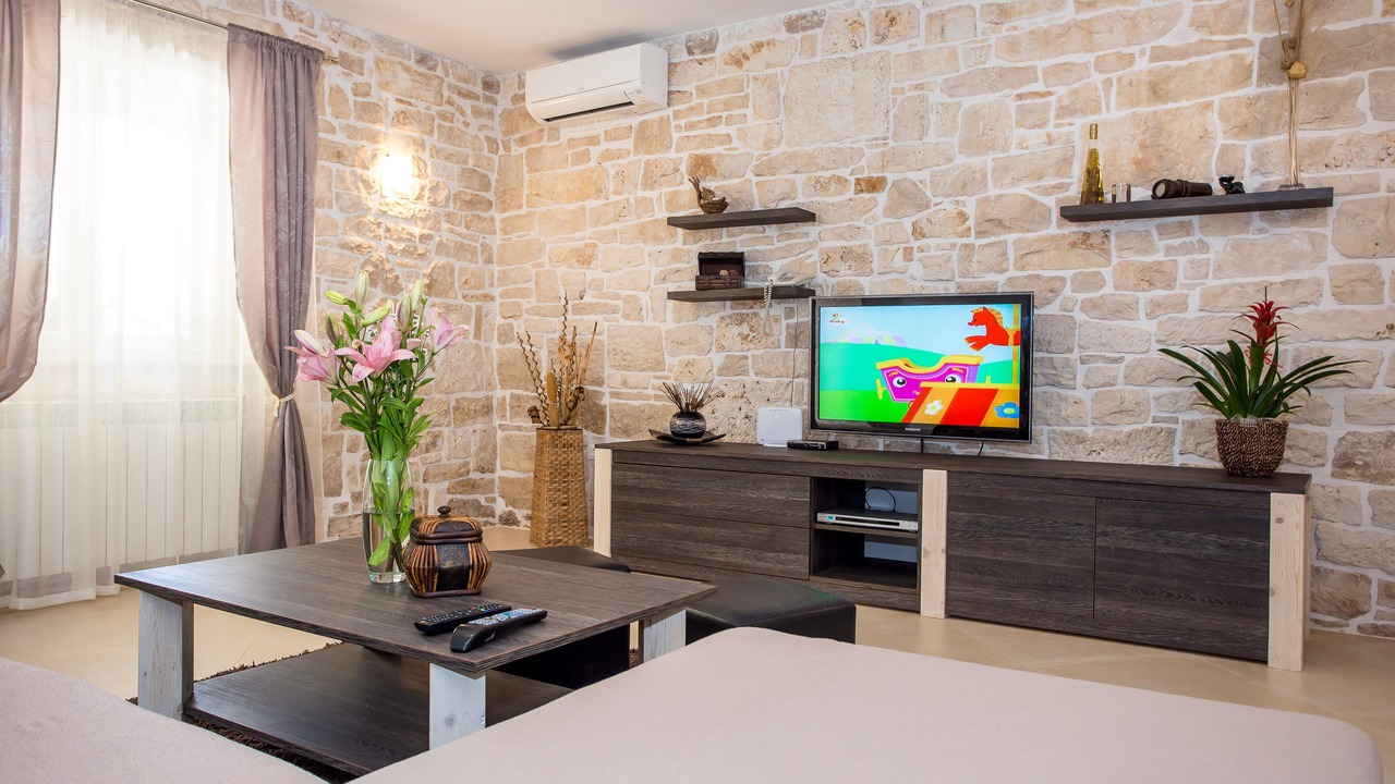 Photo of Livingroom in Tinjan