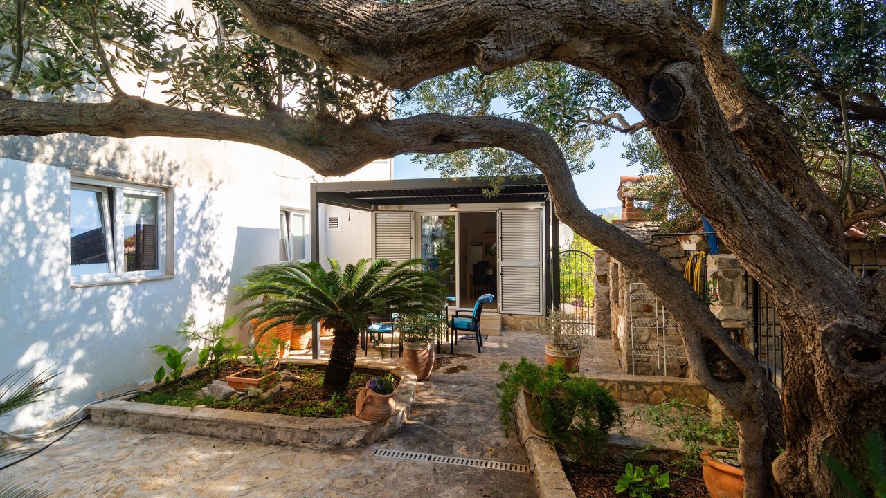 Photo of Outdoor in Supetar