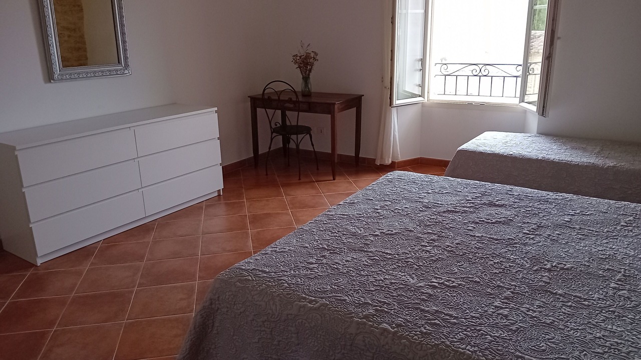 Photo of Bedroom in Cabrieres-d'Avignon
