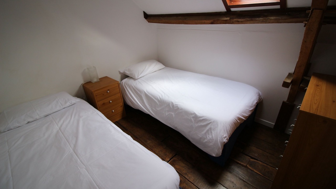 Photo of Bedroom in Mohon