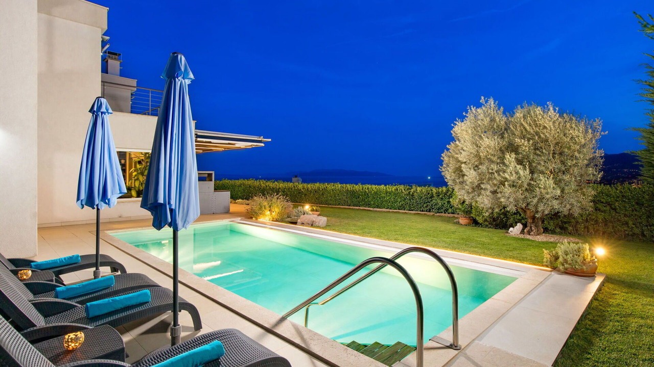 Photo of Outdoor in Rubesi