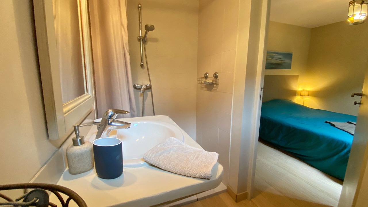 Photo of Bathroom in Sud