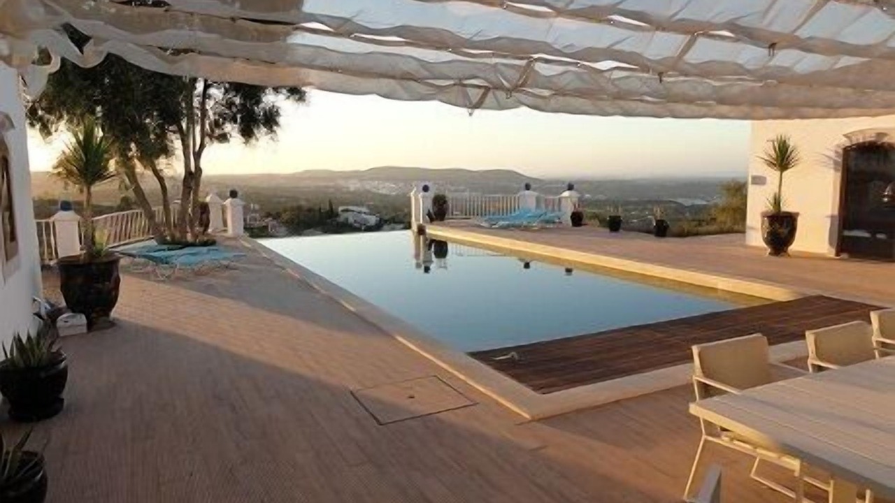 Photo of Outdoor in Alfeicao