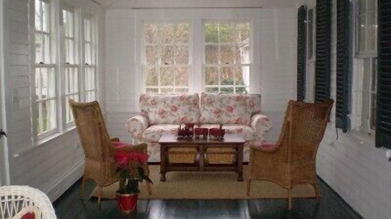 Photo of Livingroom in Truro