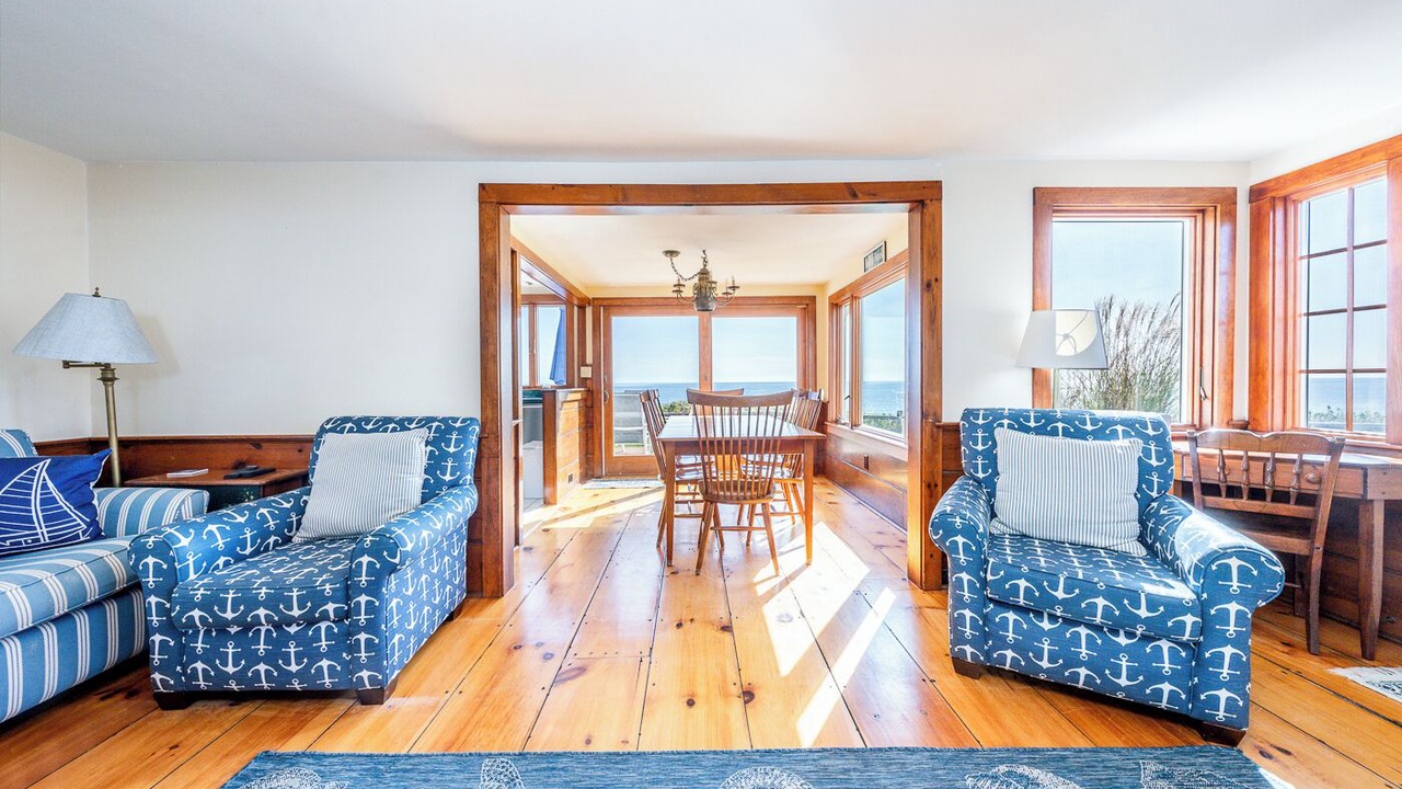 Photo of Livingroom in Dennis Port