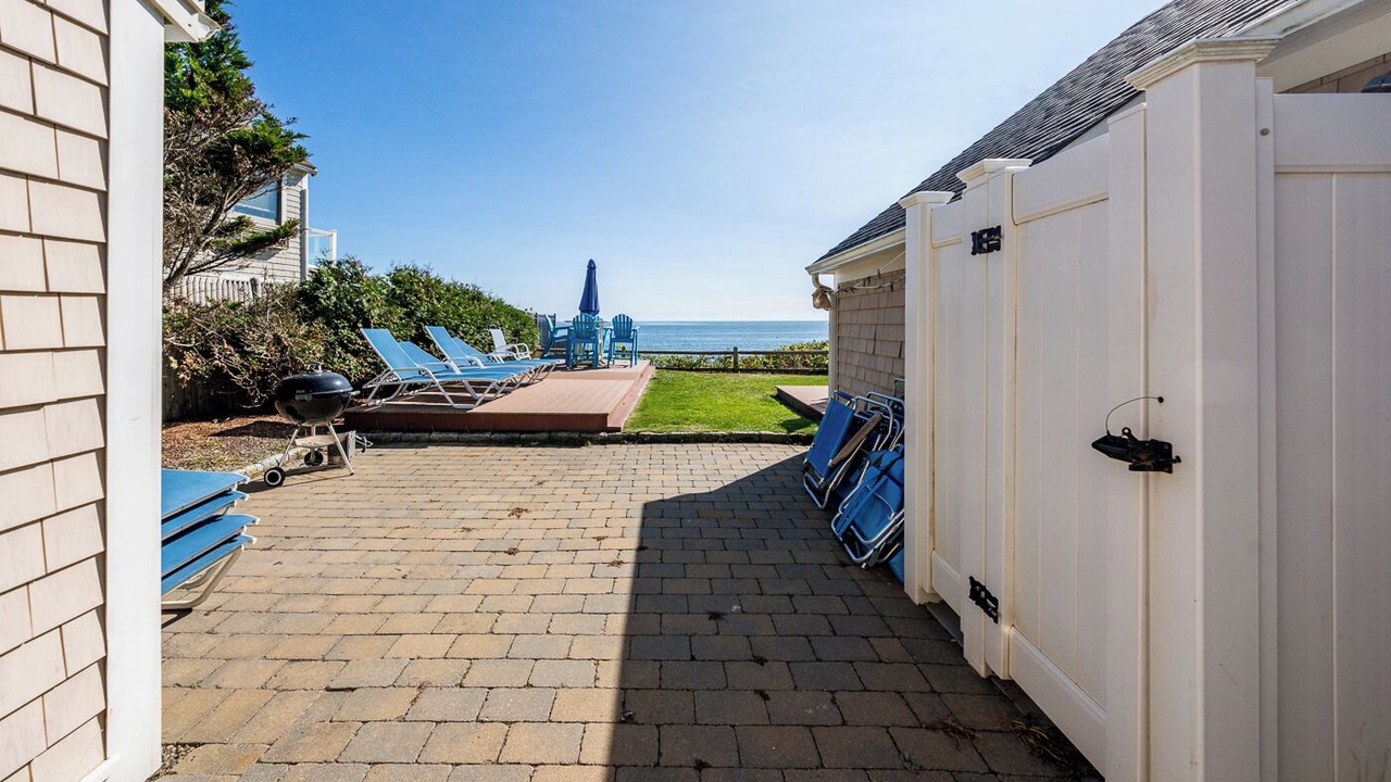 Photo of Patio Balcony in Dennis Port