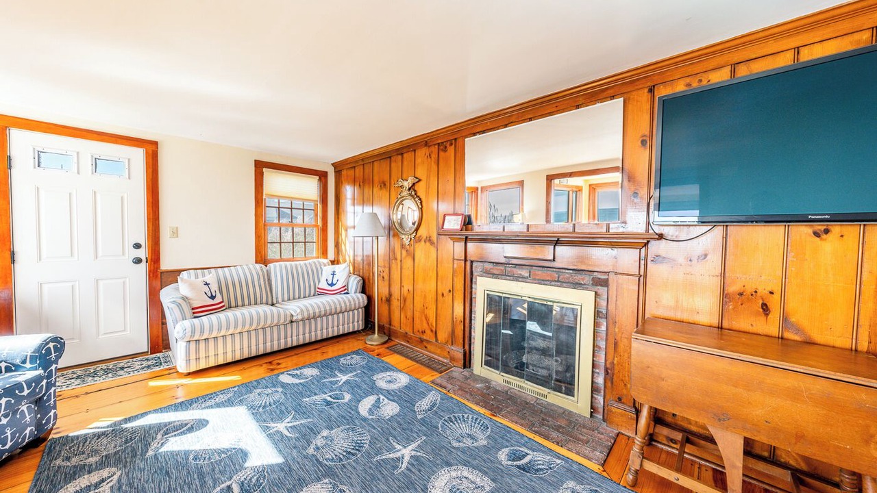 Photo of Livingroom in Dennis Port