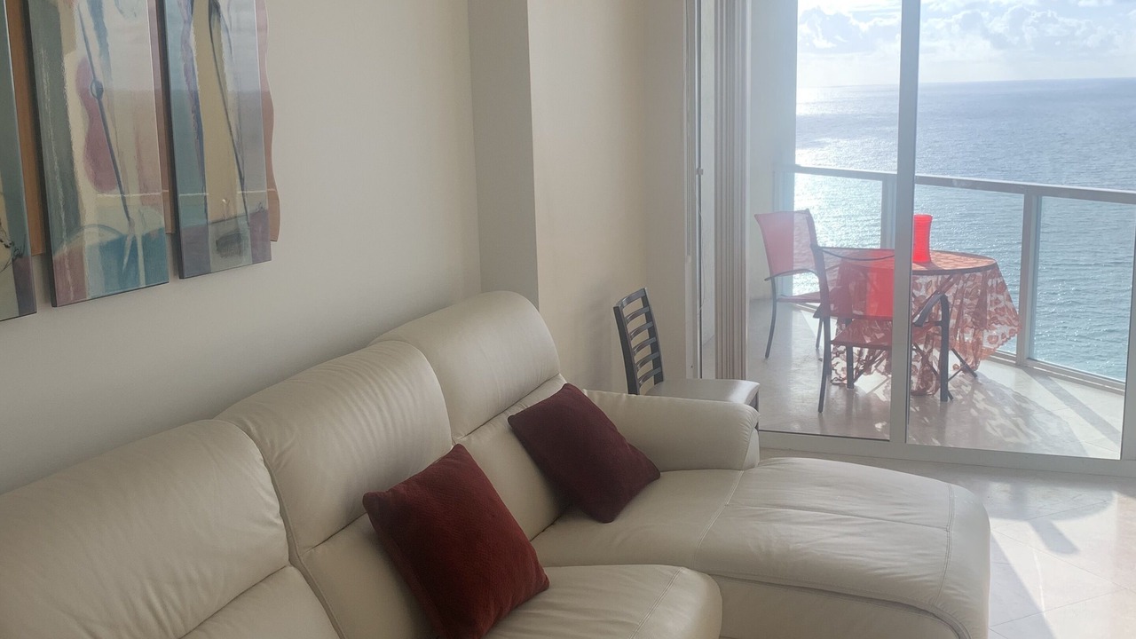 Photo of Livingroom in Sunny Isles Beach