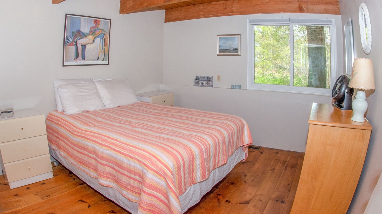 Photo of Bedroom in Truro