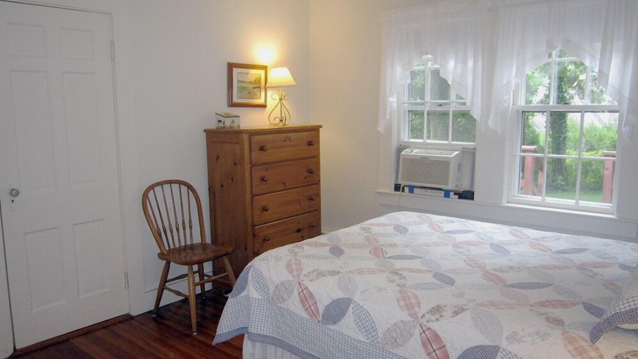 Photo of Bedroom in West Brewster