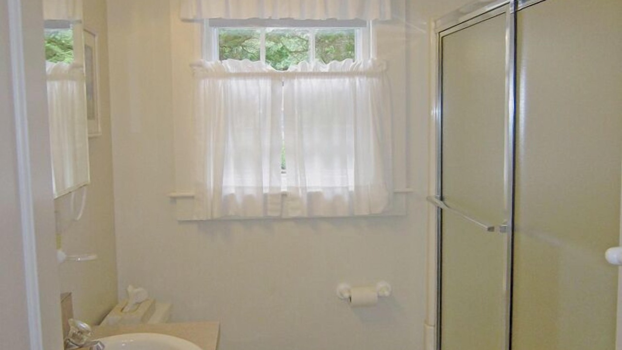 Photo of Bathroom in West Brewster