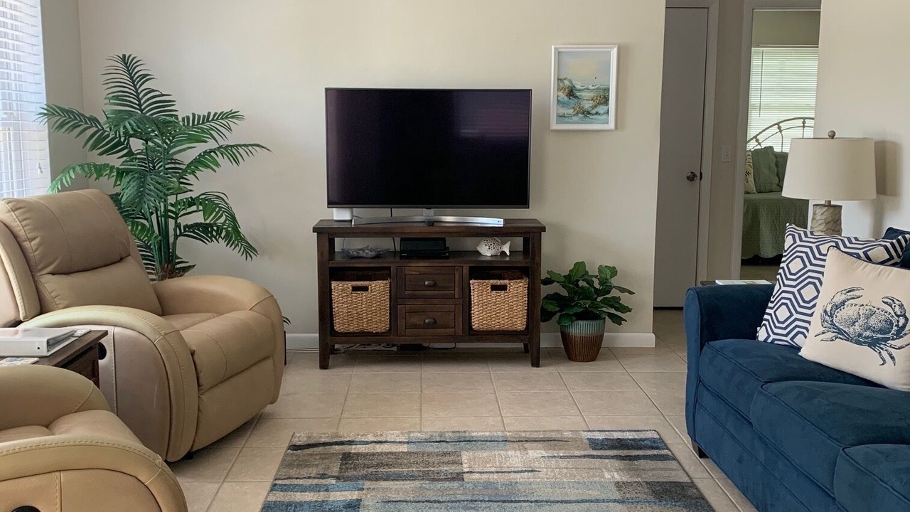 Photo of Bedroom in Mid Island