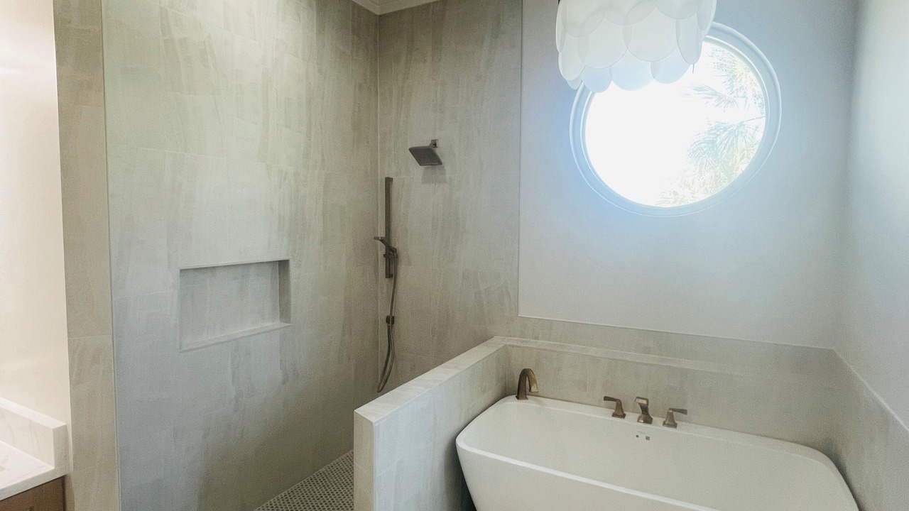 Photo of Bathroom in Inlet Beach