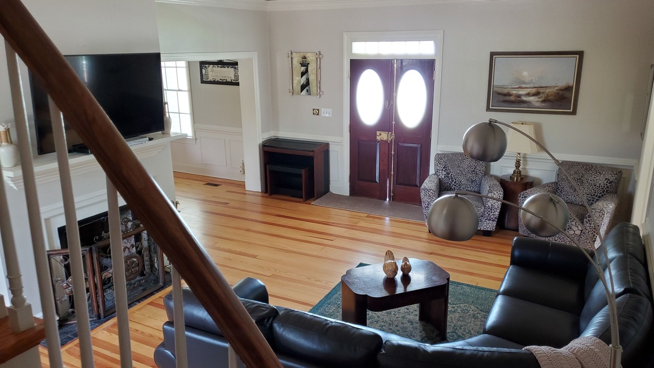 Photo of Livingroom in Foster
