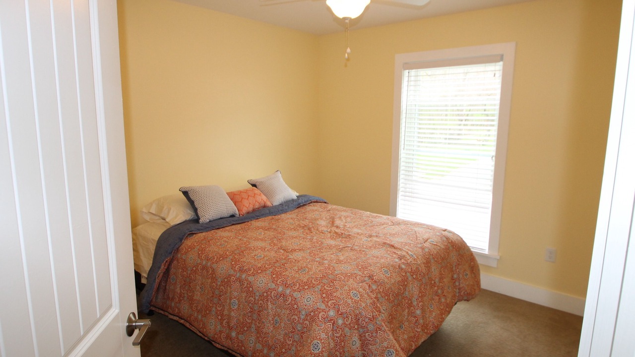 Photo of Bedroom in Geneseo
