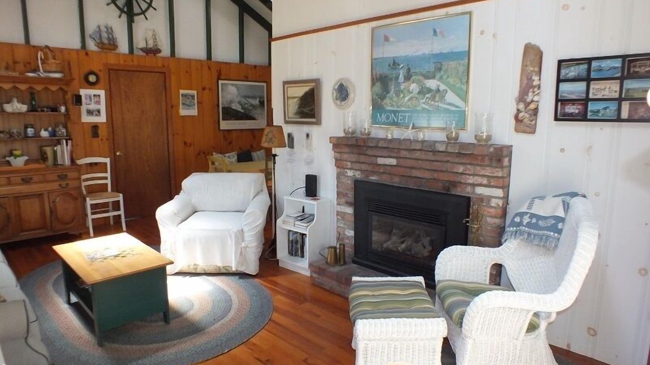 Photo of Livingroom in South Chatham