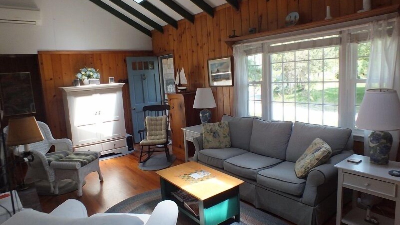 Photo of Livingroom in South Chatham