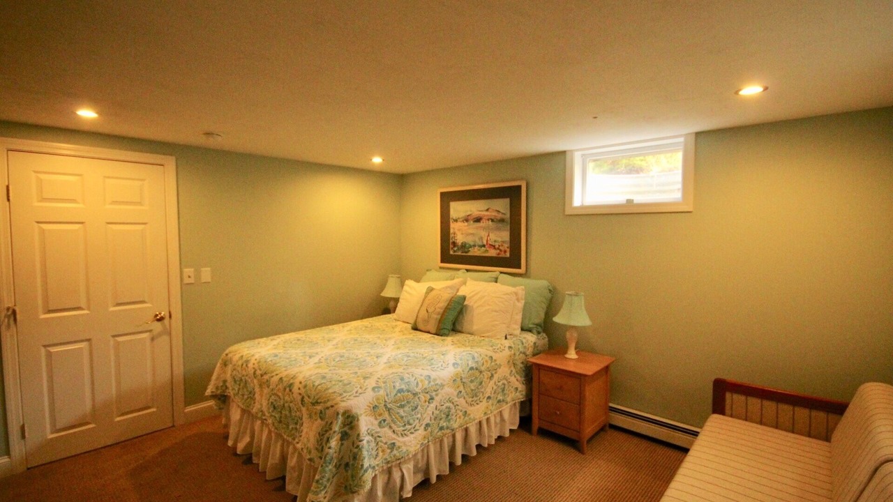 Photo of Bedroom in Brewster