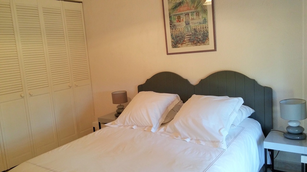 Photo of Bedroom in La Cadiere-d'Azur