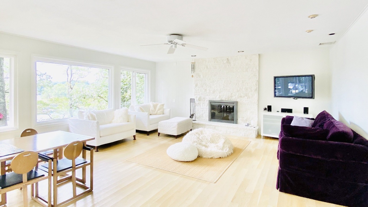 Photo of Livingroom in Shelter Island
