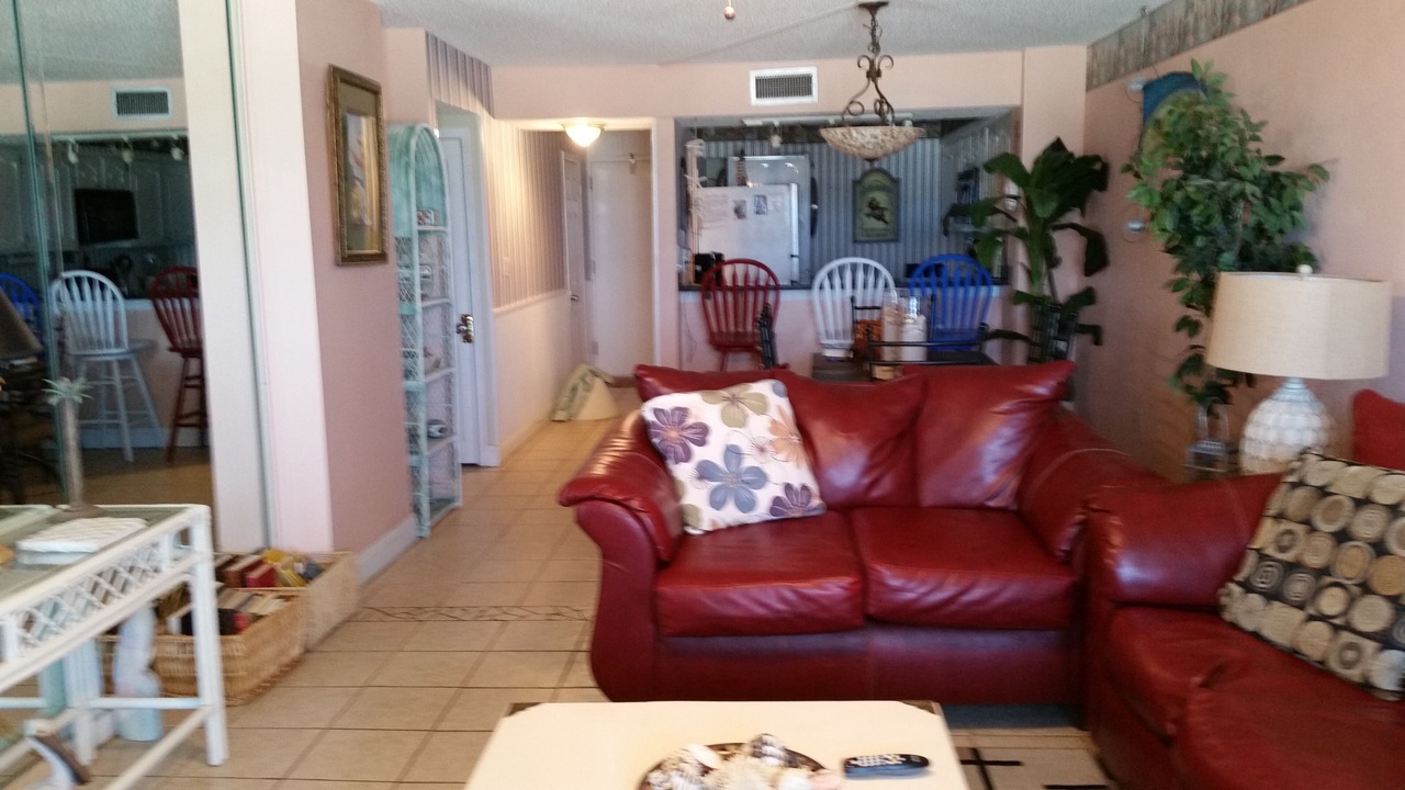 Photo of Livingroom in Gulf Lagoon Beach