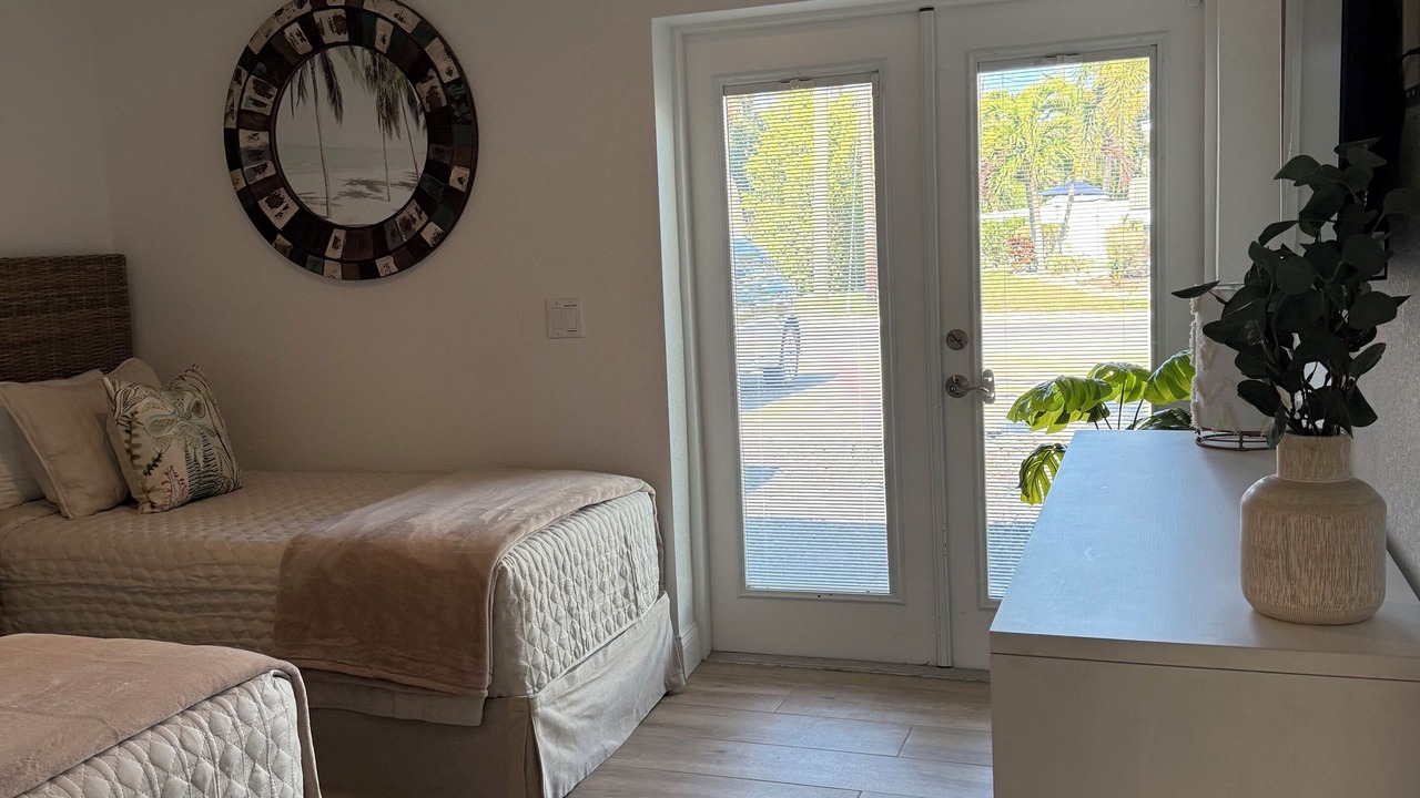 Photo of Bedroom in Holmes Beach
