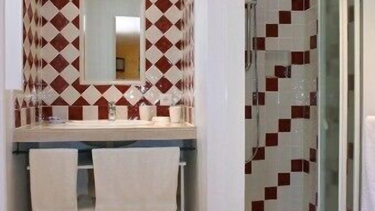 Photo of Bathroom in Joucas