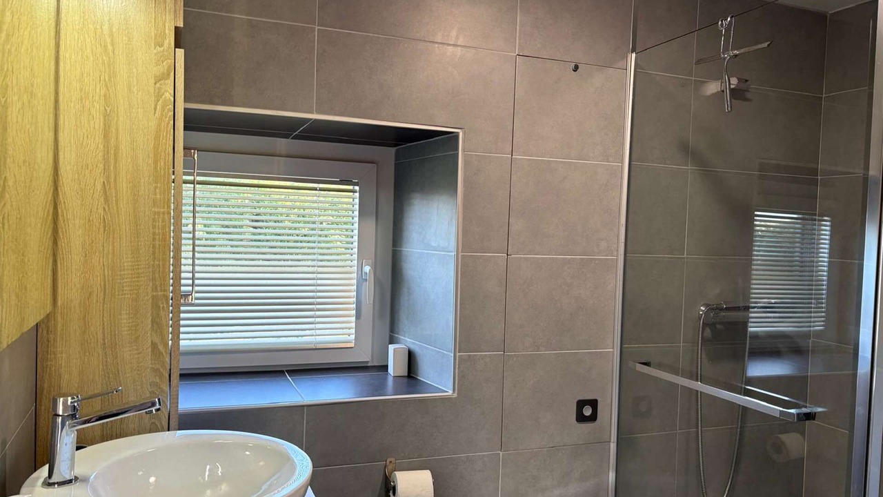 Photo of Bathroom in Tregastel