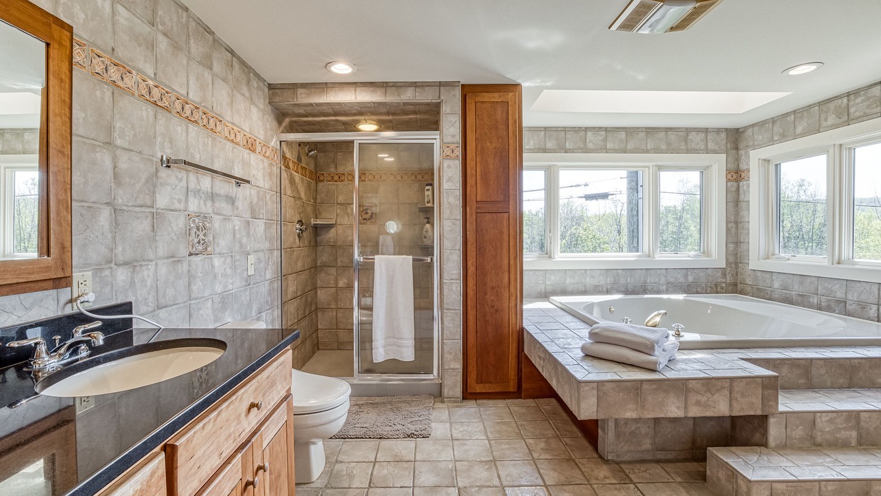 Photo of Bathroom in Lanesborough