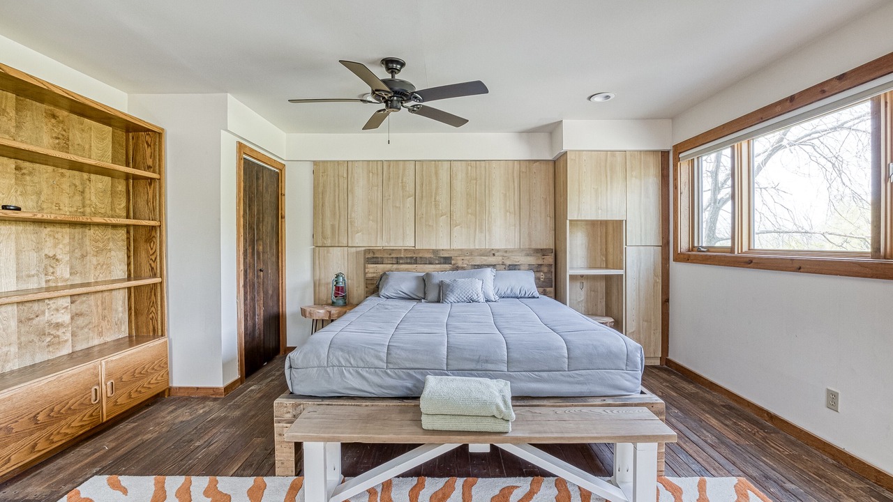 Photo of Bedroom in Lanesborough
