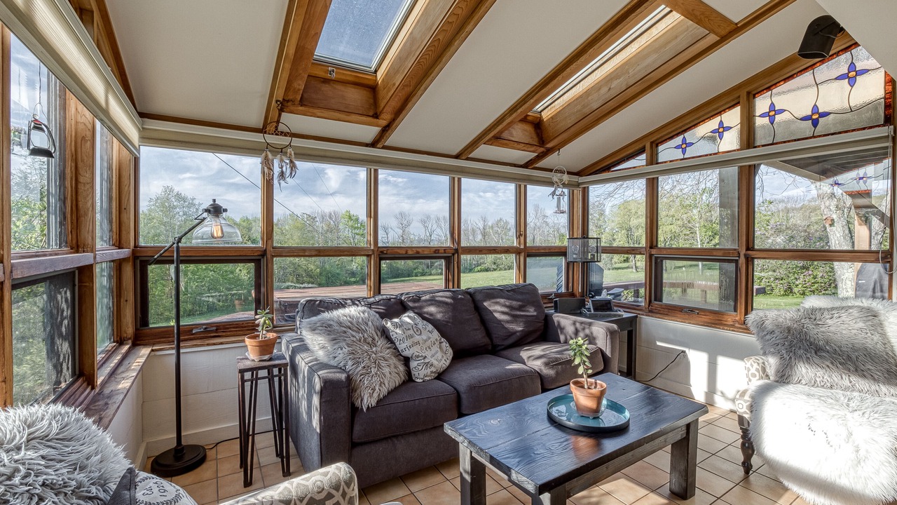 Photo of Livingroom in Lanesborough